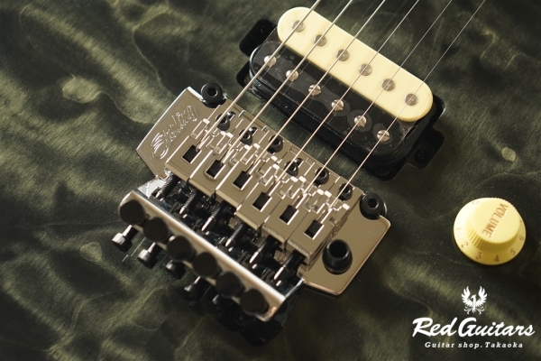 AXIS AX40-TBK-M - Trans Black